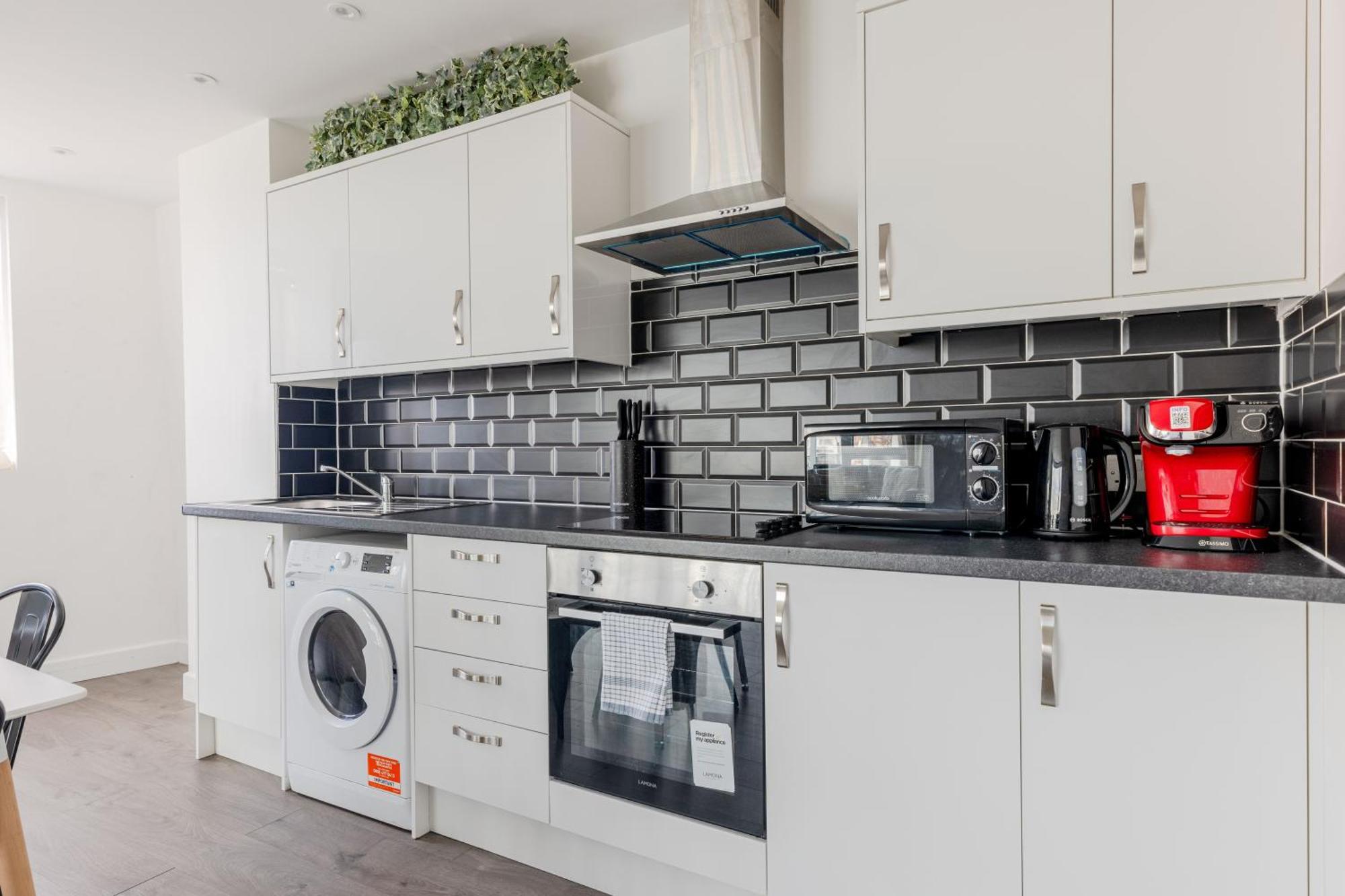 Boutique Vertigo Apartment Central Kingston/London Kingston upon Thames  Kültér fotó