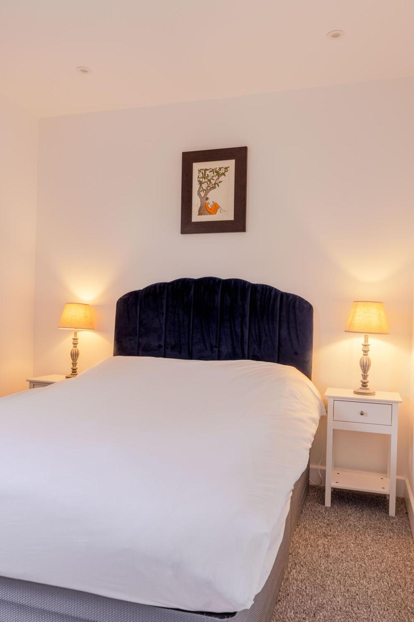 Boutique Vertigo Apartment Central Kingston/London Kingston upon Thames  Kültér fotó